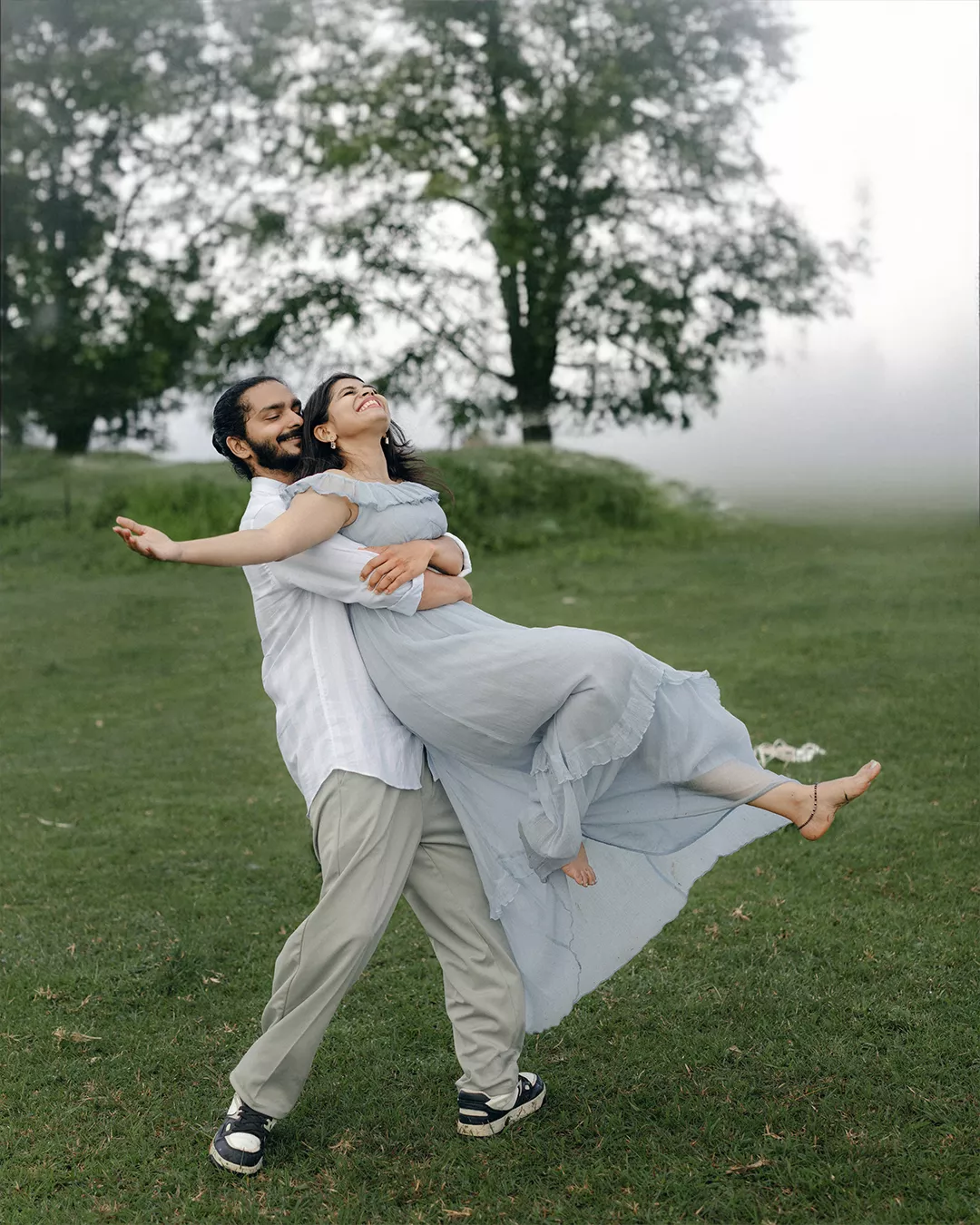 candid wedding photographer Hubli