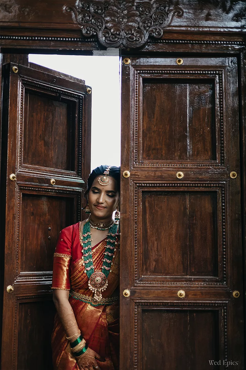 creative bridal photoshoot by wedepics