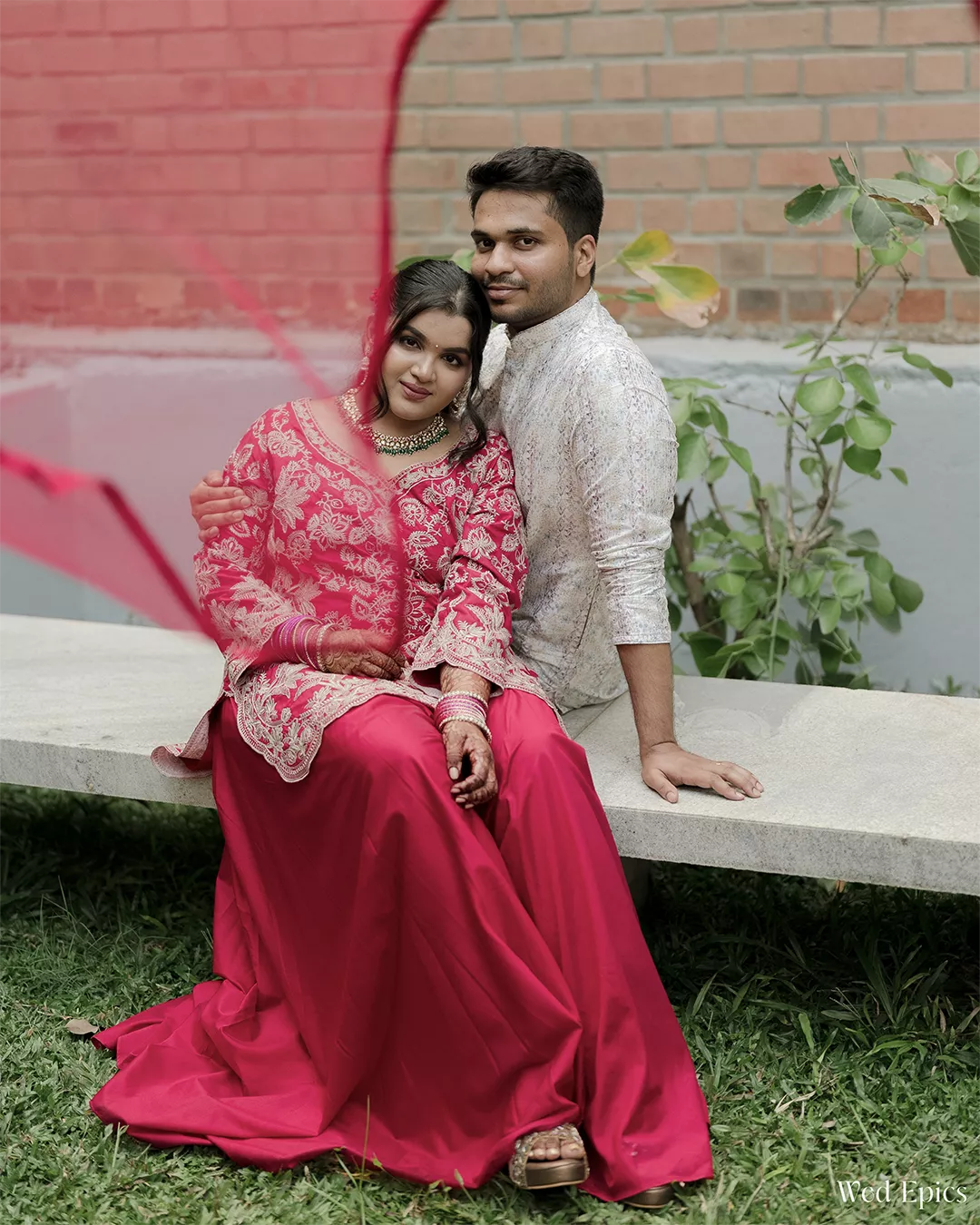 pre-wedding photographer in Hubli